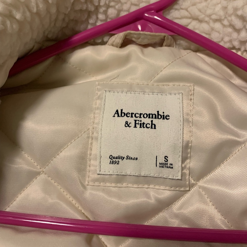 Only Worn Once Abercrombie Jacket - image 4